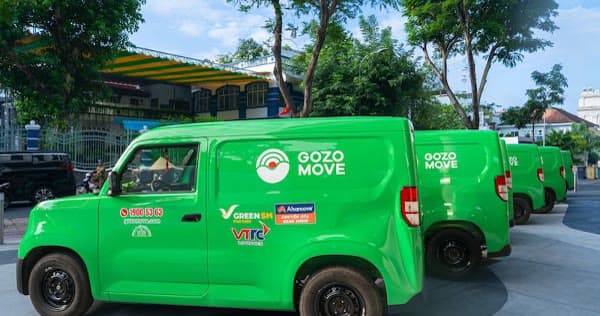 Xe điện GOZO Move mang logo các đối tác